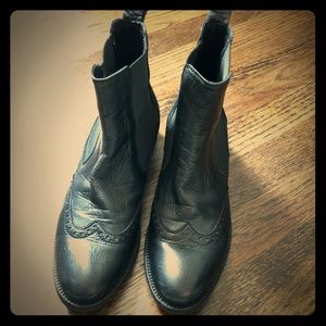 Italian Black Leather Above-Ankle Boots